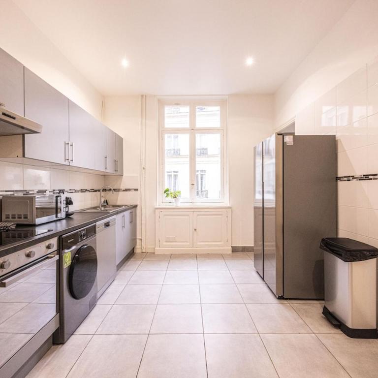 Exceptional Central Paris Apartment Walk to Top Attractions - Appartamento con Vista Città - 16