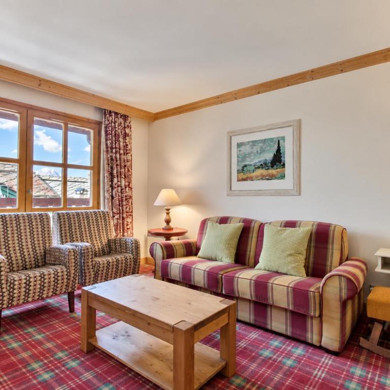ARC 1950, Appartement 2 chambres, Duplex, Cheminée, 6 pers, Sauna, Hammam, Jacuzzi, Salle de fitness, Piscine intérieure chauffée, Départ et retour skis aux pieds - Appartement 2 Chambres avec Vue sur la Montagne - 2