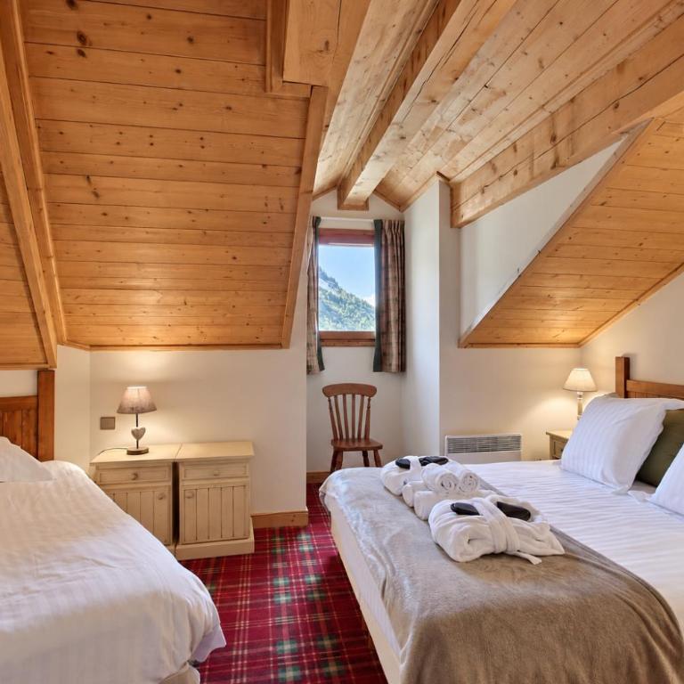 ARC 1950, Appartement 2 chambres, Duplex, Cheminée, 6 pers, Sauna, Hammam, Jacuzzi, Salle de fitness, Piscine intérieure chauffée, Départ et retour skis aux pieds - Appartement 2 Chambres avec Vue sur la Montagne - 9