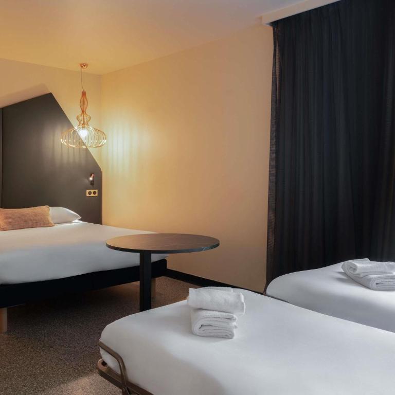 Ibis Styles Rouen Centre Rive Gauche - Suite Familiale Standard avec 1 Lit double et Lits Jumeaux - 3