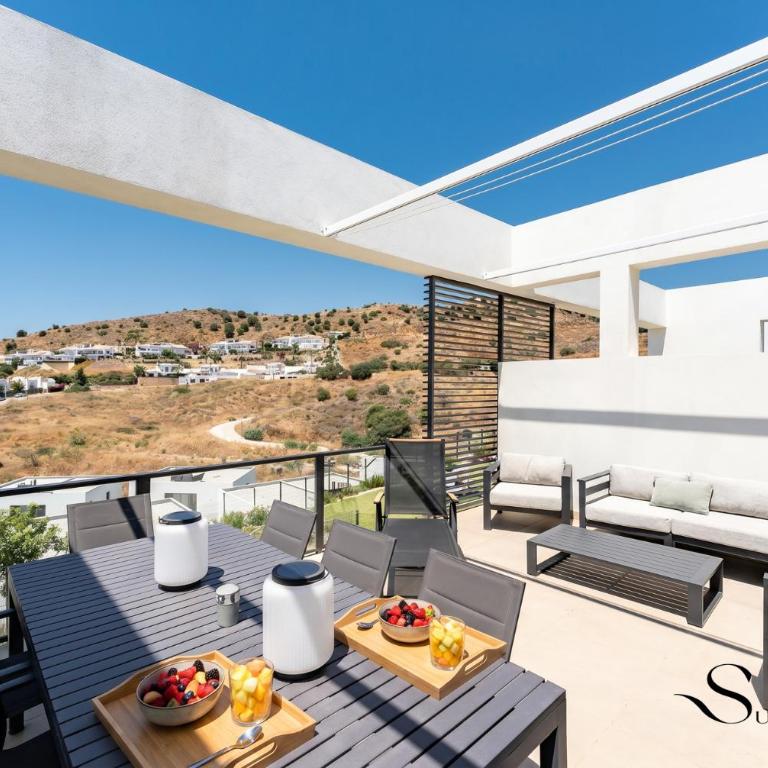 Alya Mijas - Villa Solmare - Direct Sea View and Hot Tub - Villa Superior - 3