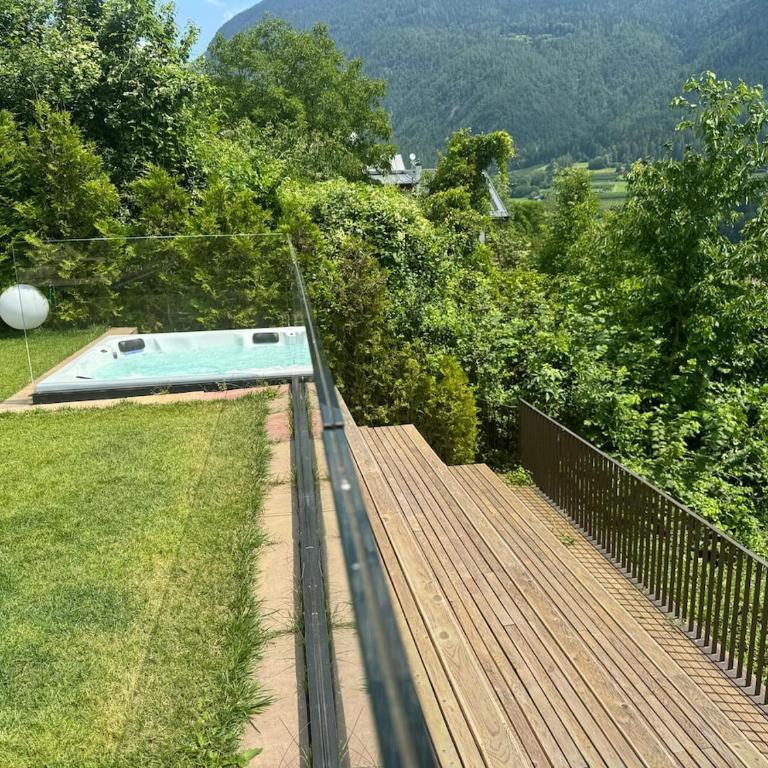 Quiet Mountain Retreat Fully Equipped Apartment & Parking - Appartamento su 2 Livelli - 34