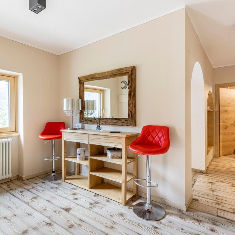 Quiet Mountain Retreat Fully Equipped Apartment & Parking - Appartamento su 2 Livelli - 25