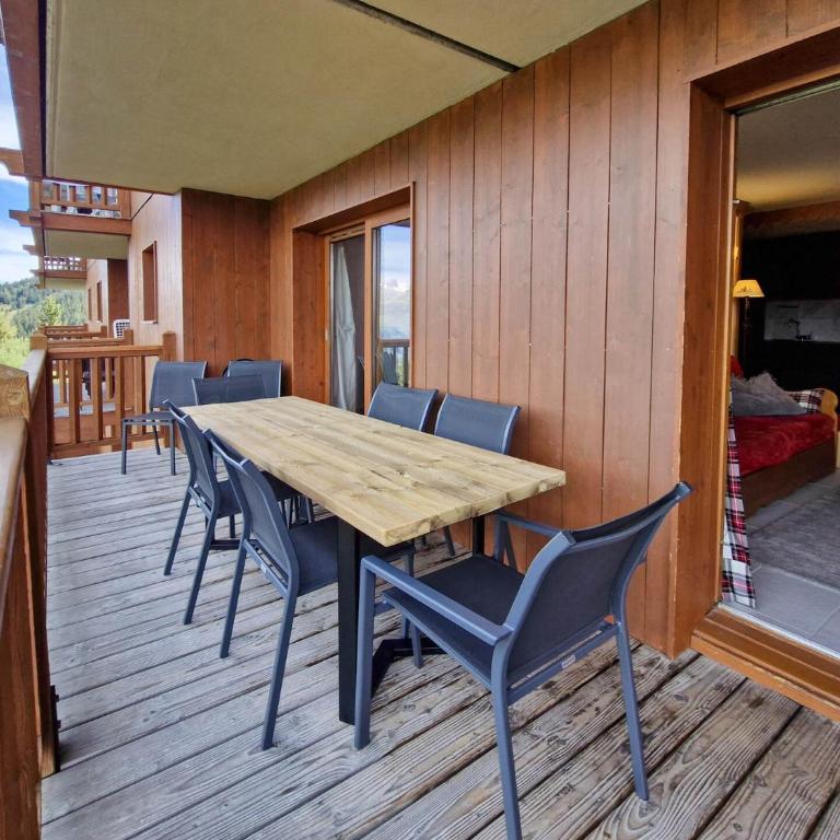 Résidence Roselend - Grand 4 pièces offrant de belles surfaces situé dans une résidence au village du chantel ,proche des pistes et avec piscine MAE-8204 - Appartement - 4