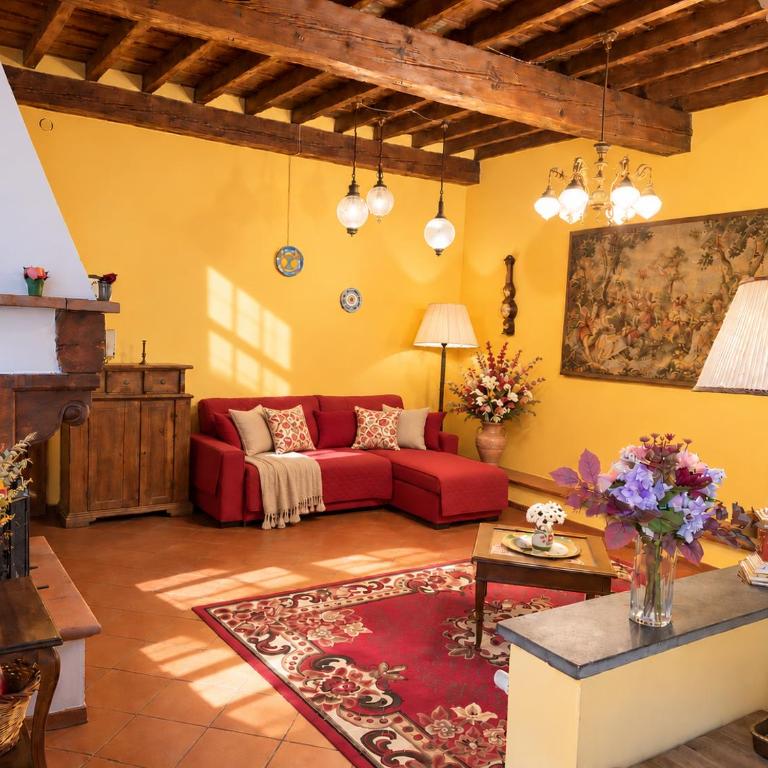 Real Rustic Tuscany Style In Center - One-Bedroom Apartment - 2