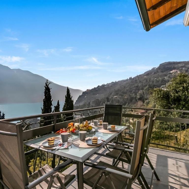 Casa dei Nonni Apartments - Two Bedroom Apartment with Lake View and Shared Pool 1 - 13
