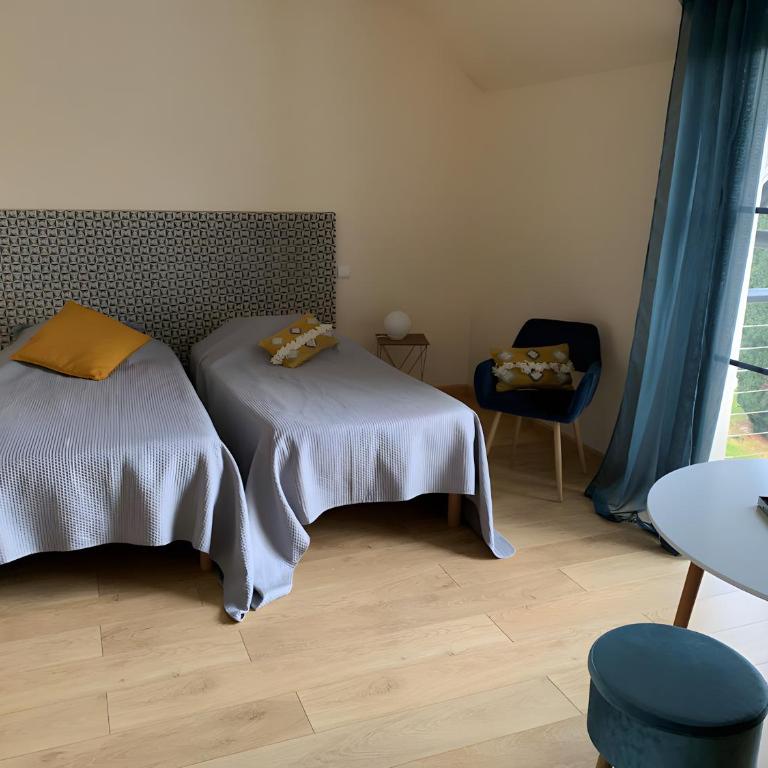 Villa L'ecureuil - Chambres D'hôtes - Chambre Double - Vue sur Jardin - 1