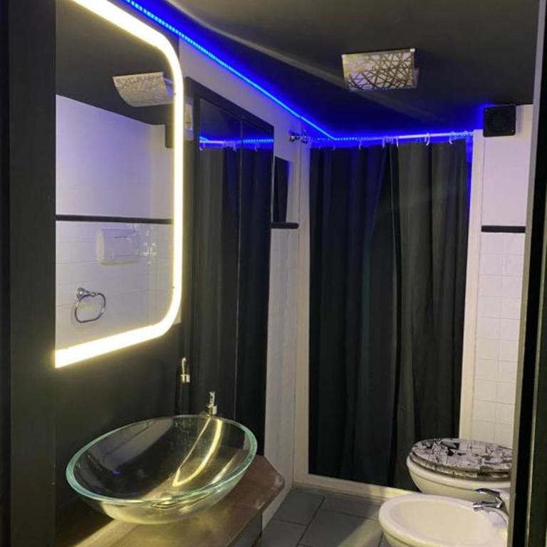 Amedeo Metro Loft Napoli Centro - Casa Vacanze - 10