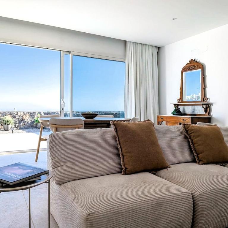 La Raiz Ocean Views, Volcanic Landscape and Terrace - One-Bedroom Apartment - 21