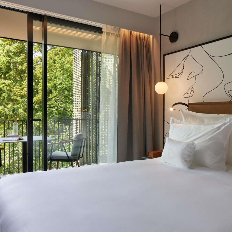 L'Esquisse Hotel & Spa Colmar - MGallery Collection - Chambre Lit King-Size Deluxe avec Balcon - 3