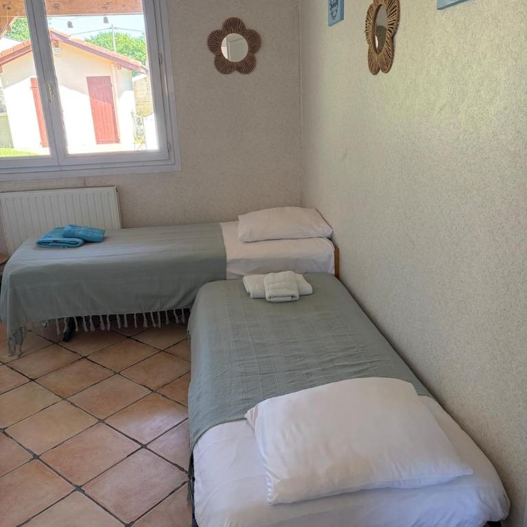 Villa Amandiers - Three-Bedroom Villa - 15