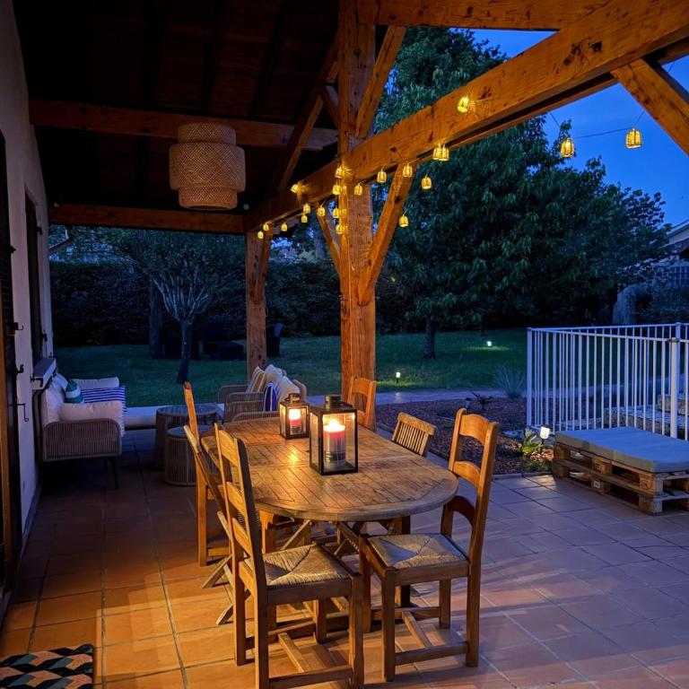Villa Amandiers - Three-Bedroom Villa - 36