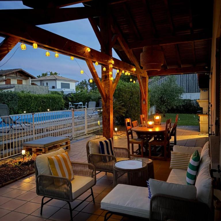 Villa Amandiers - Three-Bedroom Villa - 34