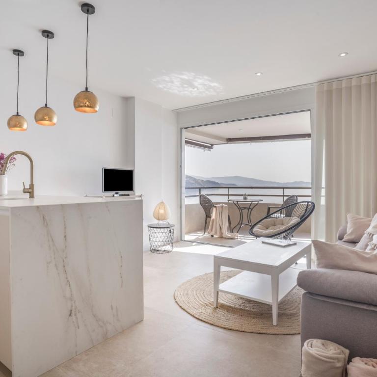 Charming Sea Views, Costa Tropical - Appartamento Superior con 1 Camera da Letto e Balcone - 3