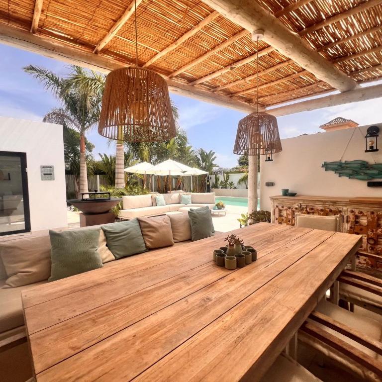 Casa Duende, Estepona, Private beach house with heated pool - Villa frente a la playa - 60