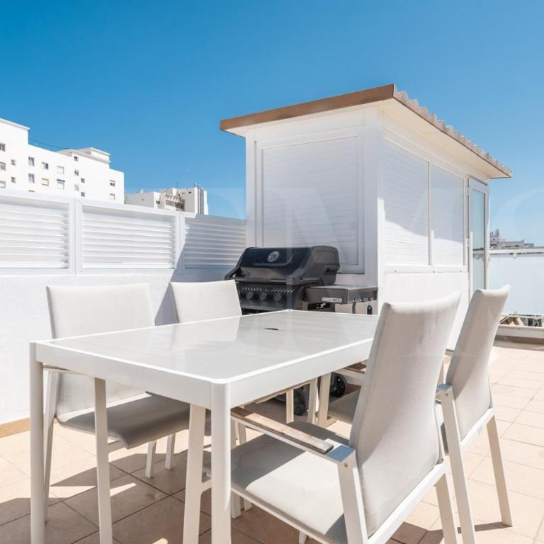 Chic Gem Rooftop terrace with BBQ REMS - Apartment mit 2 Schlafzimmern - 3