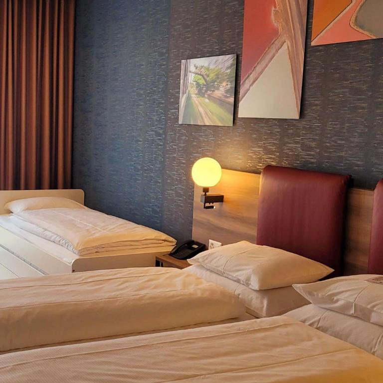 Mercure Geneva Airport - Chambre Familiale avec 1 Lit Double et 1 Lit d'Appoint - 4
