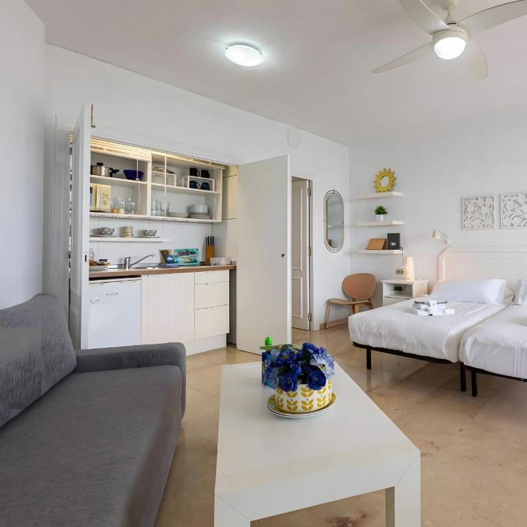 Apartament Castillo Santa Clara - Superior One-Bedroom Apartment with Balcony - 8