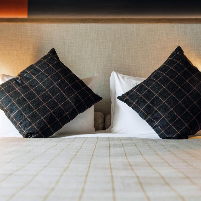 ibis Styles La Rochelle Centre Gare - Chambre Standard avec 1 Lit Double et 1 Lit Simple - 4
