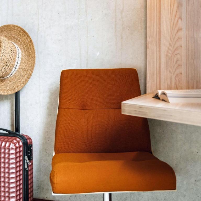 ibis Styles La Rochelle Centre Gare - Chambre POP avec 3 Lits Simples - 6