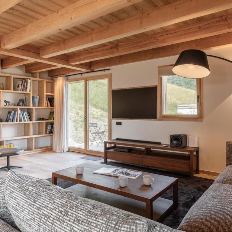 Chalet Le Chant des Etoiles - Famille, ski in out - Chalet - 2