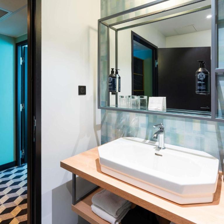 Le Splendid Hotel Lac D'Annecy - Handwritten Collection - Chambre Double Supérieure - 8