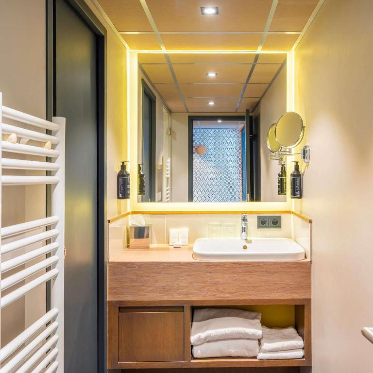 Le Splendid Hotel Lac D'Annecy - Handwritten Collection - Chambre Supérieure avec 2 Lits Séparables - 5