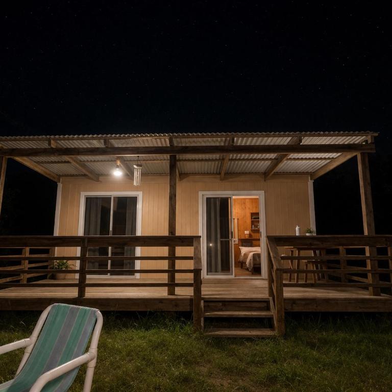 Hermosa casa a metros del mar en Punta rubia - Casa de 2 dormitorios - 1