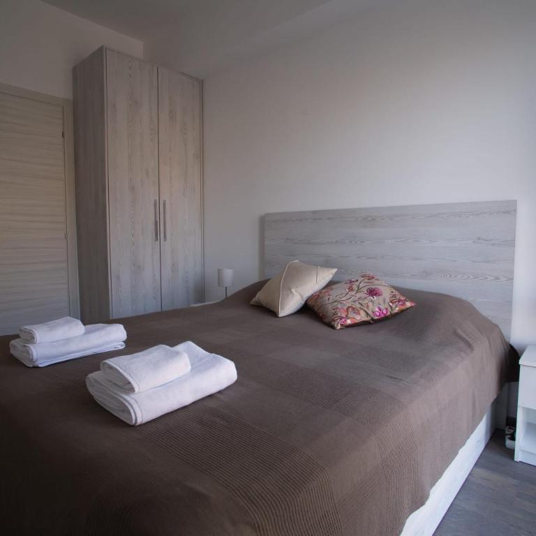 Sun Salutation in Tivat 2 Bedroom with a Great Sea View - Apartment - 6