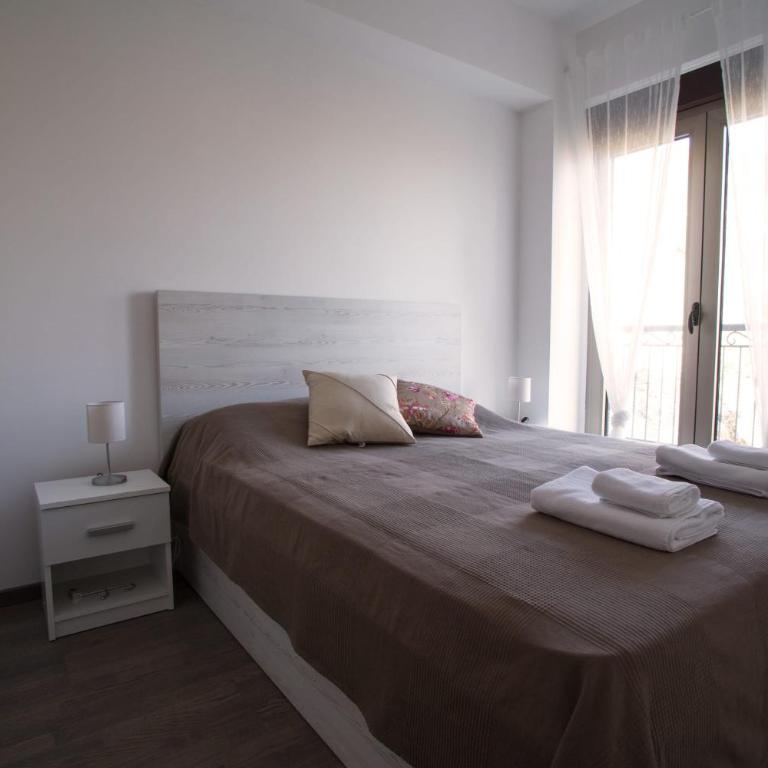 Sun Salutation in Tivat 2 Bedroom with a Great Sea View - Apartment - 7