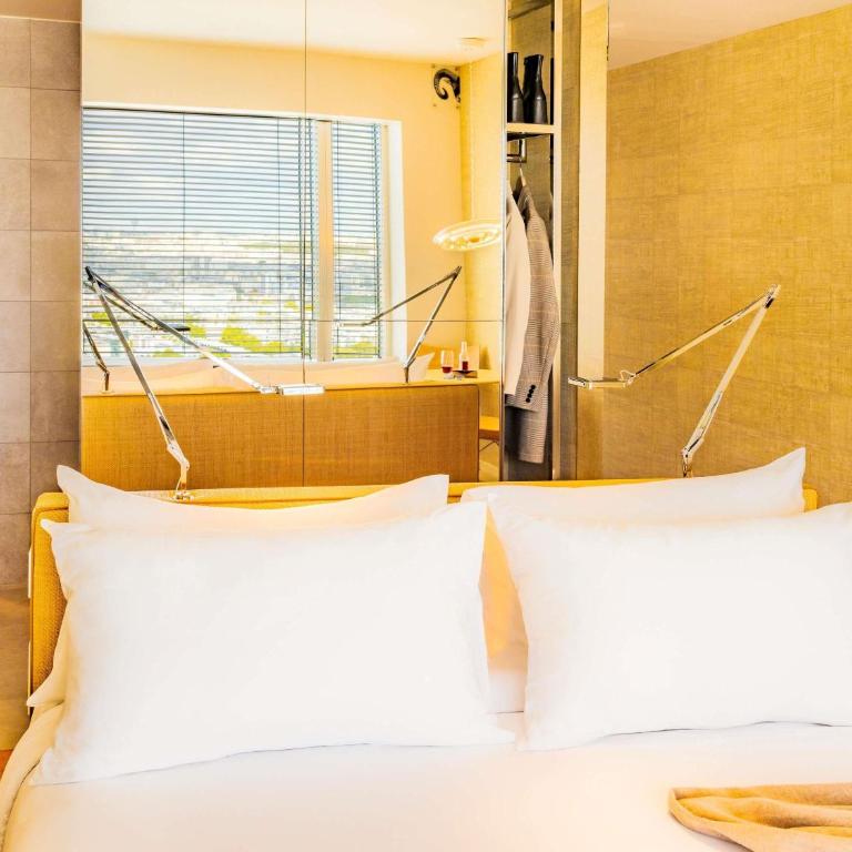 Too Hotel & Spa Paris - MGallery Collection - Chambre Lit King-Size Exécutive - Vue Panoramique sur Monument - 1