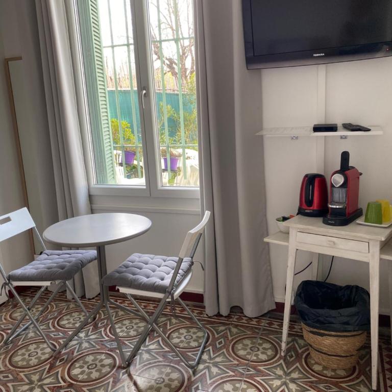 Côté Court - Chambre Double avec Terrasse - 29