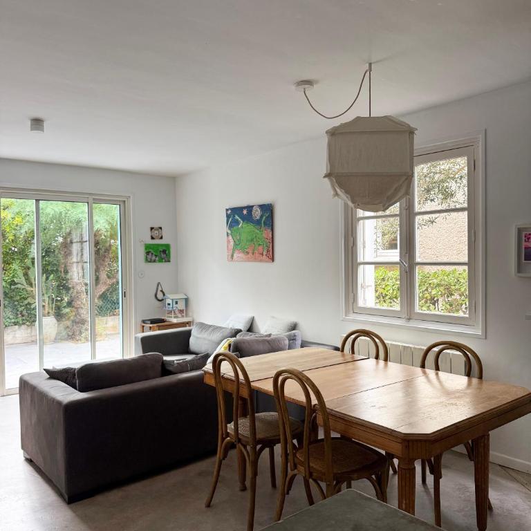 Maison 300 m de la plage avec un bel extérieur - Haus mit 3 Schlafzimmern - 1