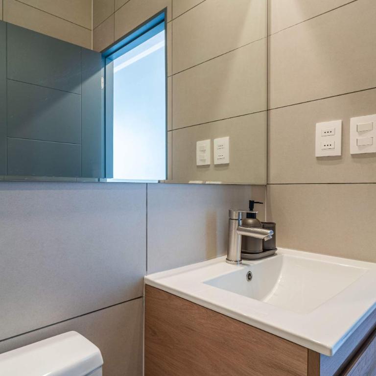 HOM I Parking I Wifi I Barrio Italia SmartTv Ciudad I FB 8 0 1 - Apartamento - 25