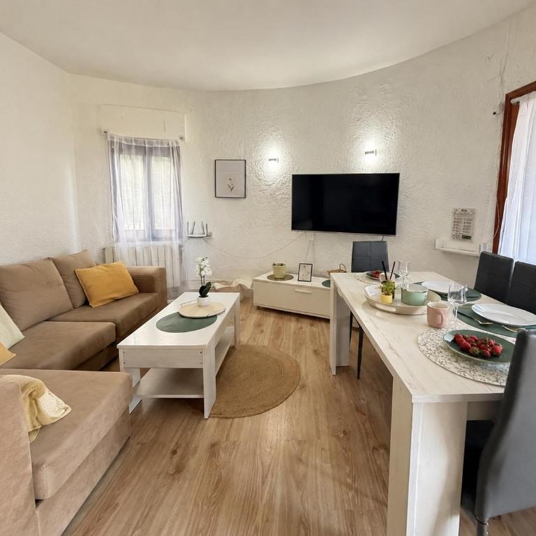 Villa Margarita Dénia con vistas al mar, piscina privada y jacuzzi - Casa - 18