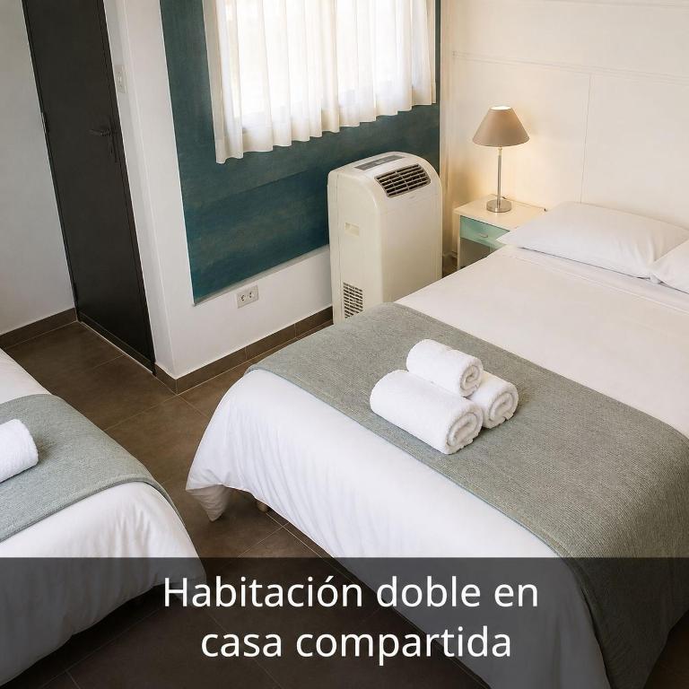 Senador Dupont - Posada Central & Casa Entera - Habitación Doble con baño privado externo - 3