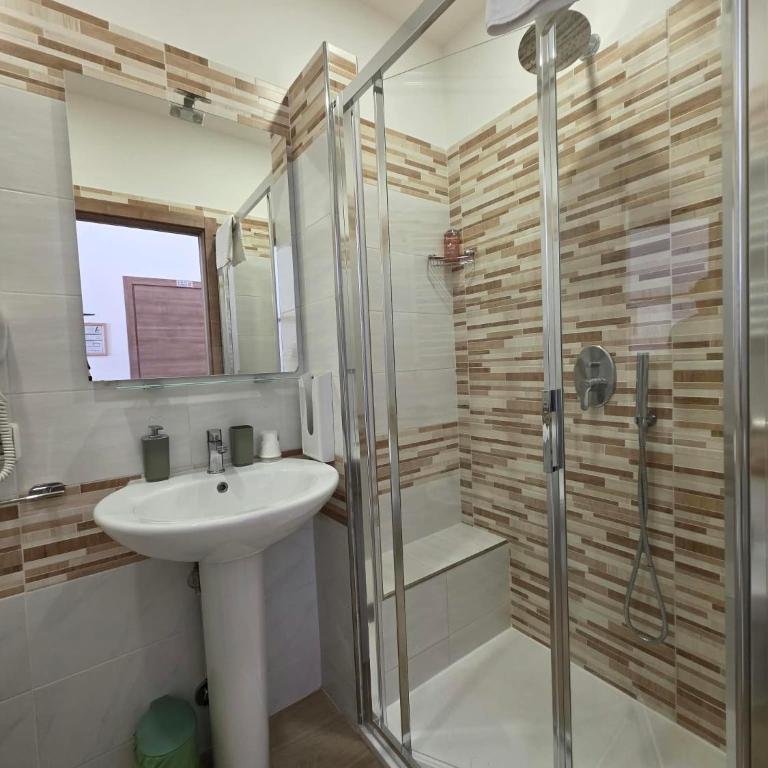 Adventor Eco-Suites - Habitación Doble Superior - 1 o 2 camas - 5