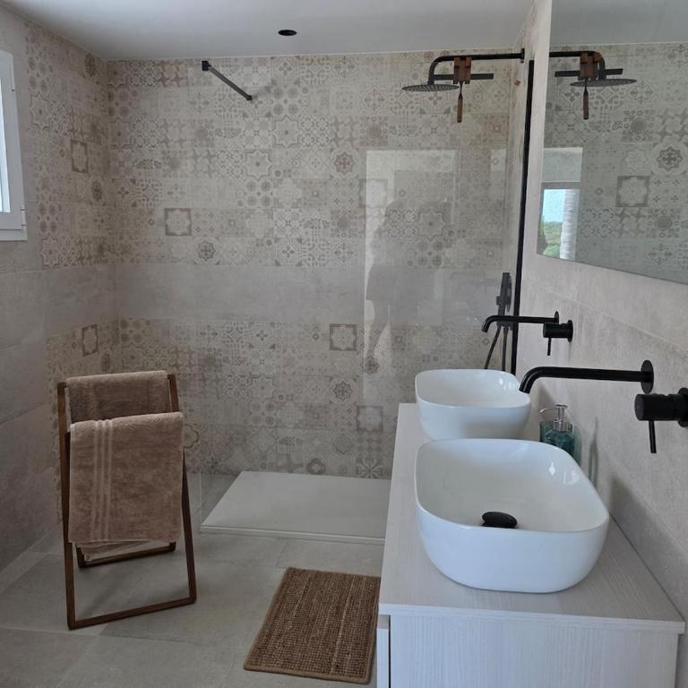 Villa Harmonie Luxury Retreat with Pool - Villa - 3
