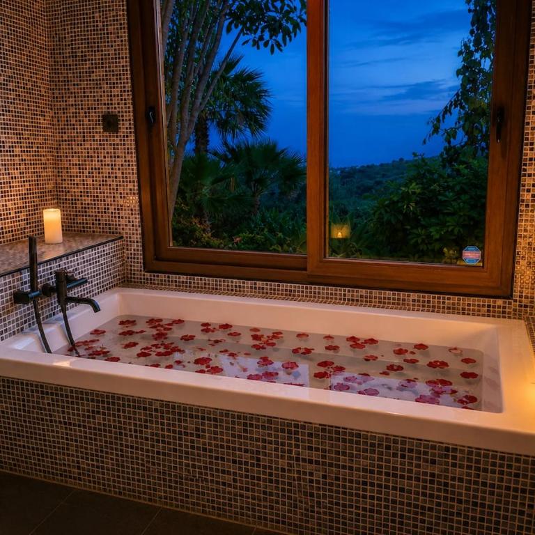 Villa Harmonie Luxury Retreat with Pool - Villa - 5
