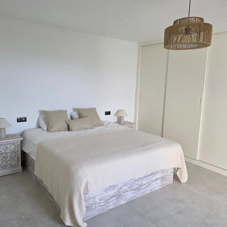 Villa Harmonie Luxury Retreat with Pool - Villa - 9