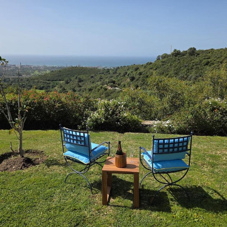Villa Harmonie Luxury Retreat with Pool - Villa - 15