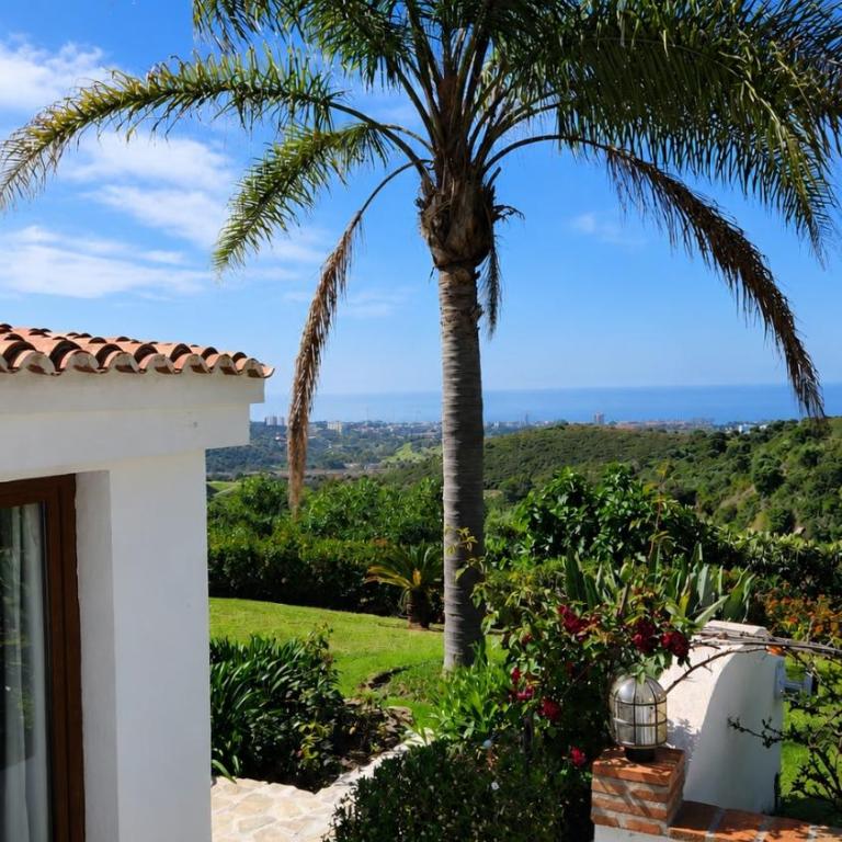 Villa Harmonie Luxury Retreat with Pool - Villa - 18