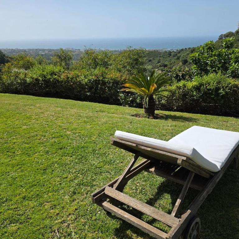 Villa Harmonie Luxury Retreat with Pool - Villa - 22