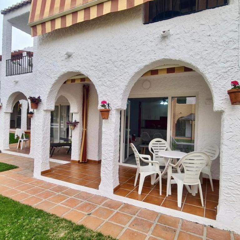Sunstay Rio Marina Superior - Apartamento de 1 dormitorio con vistas al jardín - 2