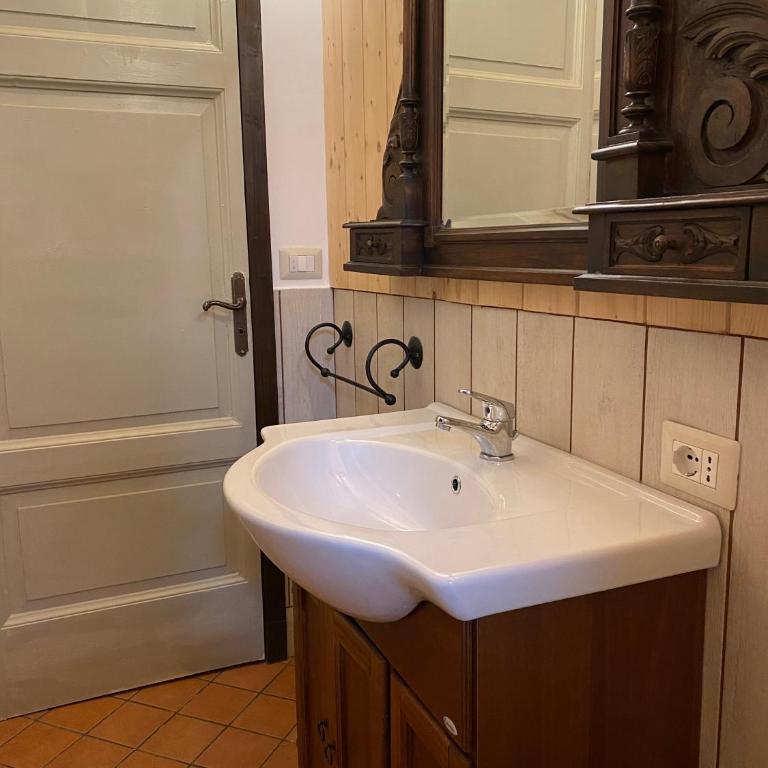 Viale Del Re 33 - Casa con 2 Camere da Letto - 41