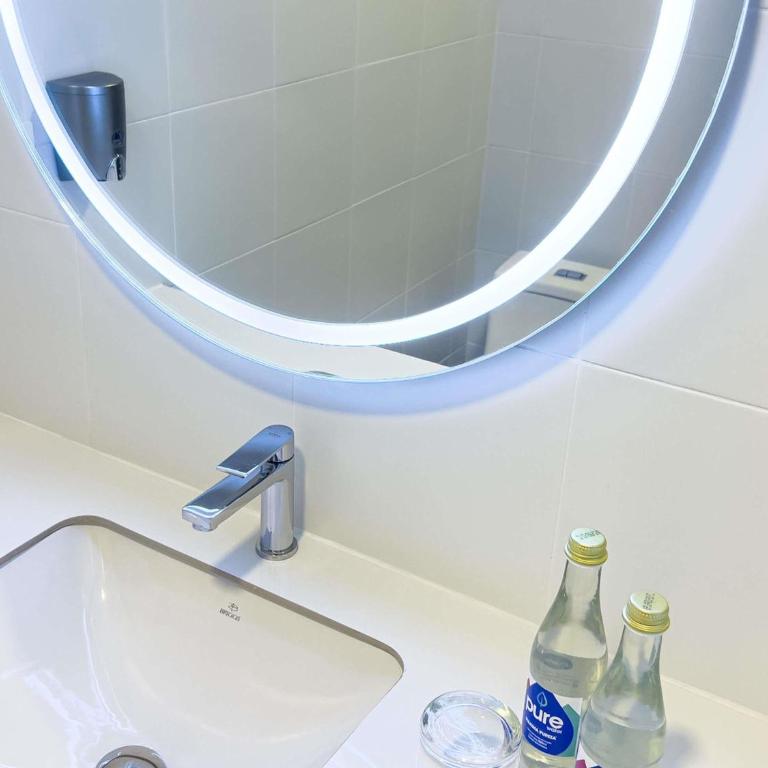 Ibis Styles El Malecon Guayaquil - Habitación Doble Deluxe con sofá cama - 2