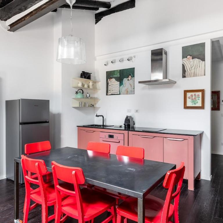 Mansarda via dell'Oro, a due passi da Piazza Maggiore - Two-Bedroom Apartment - 3