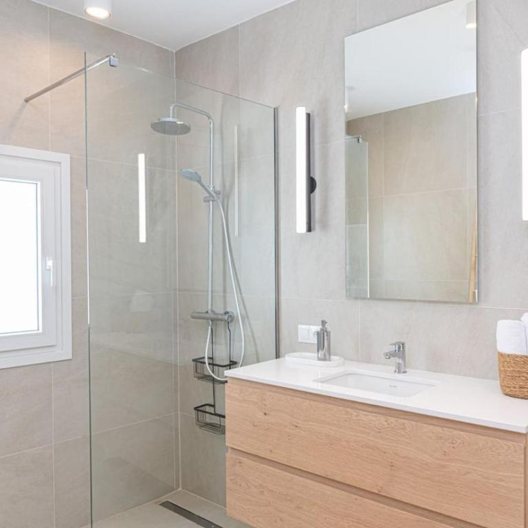 Central Atico 2BR - Apartamento de 2 dormitorios - 41