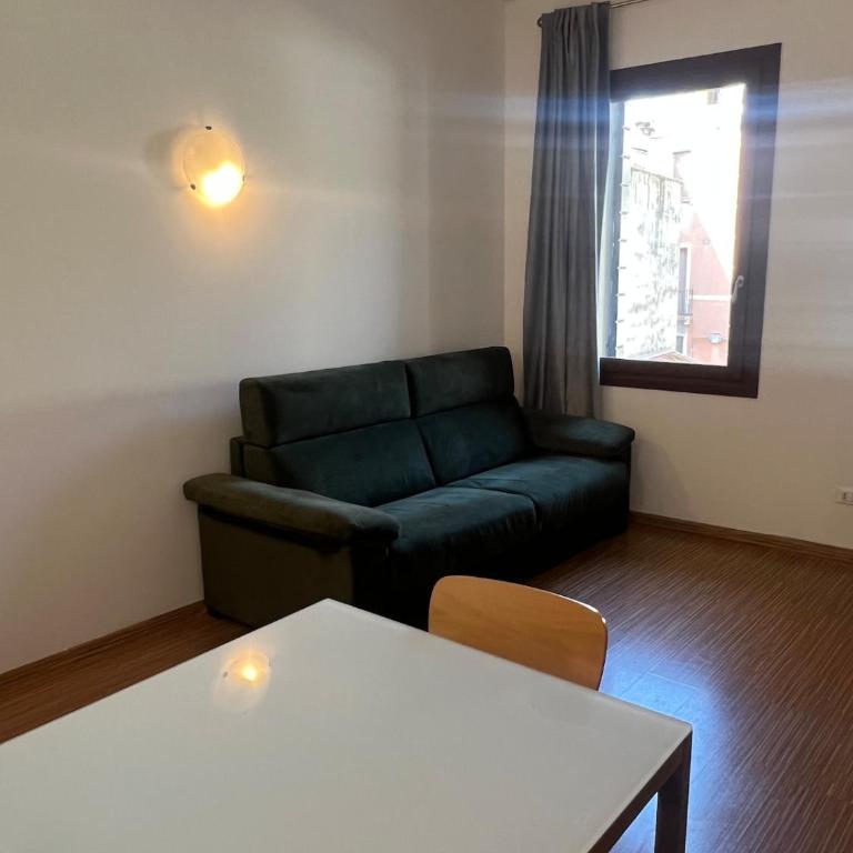 4 Venice rooms Hotel,Piazza Ferretto, M9 Museum, Duomo,Teatro Toniolo, Airport, Wi Fi, Central City, Family, Group Friends - Appartamento con 1 Camera da Letto - 17