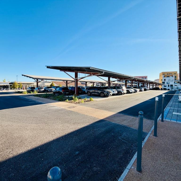 T2 récent 45m2, Parking inclus, Clim - Apartment - 12